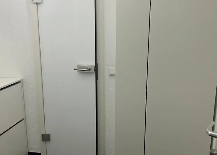 Auszeit Direkt Am Toelleturm -barmer Anlagen Wuppertal